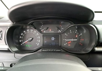 Citroen C3 III Hatchback Facelifting 1.2 PureTech 83KM 2021 Citroen C3 Citroen C3 Zadbany Czerwony Czarny AndroidAuto Klima, zdjęcie 15