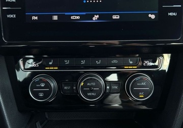 Volkswagen Passat B8 Limousine Facelifting 1.5 TSI EVO 150KM 2020 Volkswagen Passat Business Pakiety, GPS, ergoComfort, ACC, KEYLESS, Bezwy, zdjęcie 25