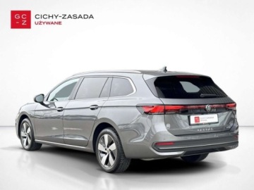 Volkswagen Passat B8 Variant Facelifting 1.5 TSI EVO 150KM 2025 Volkswagen Passat SalonPL eTSI 150KM DSG Business 4 pakiety Navi DCC PRO, zdjęcie 6