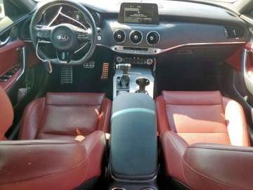 Kia Stinger 2021 Kia Stinger GT1 2021 3.3l 3.3 Benzyna 368KM, zdjęcie 8