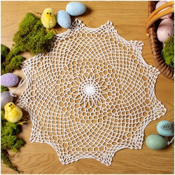 Салфетка ПАСХАЛЬНАЯ КОРЗИНКА 40 см БЕЛАЯ гипюровое кружево