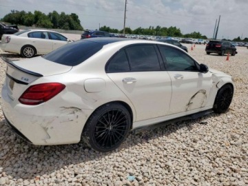 Mercedes Klasa C W205 2017 Mercedes-Benz Klasa C 43 4Matic AMG 2017 3.0l 3.0 Benzyna 362KM, zdjęcie 3
