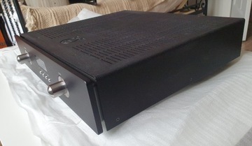 Процессор предусилителя Primare P30 XLR + пульт дистанционного управления Primare C30