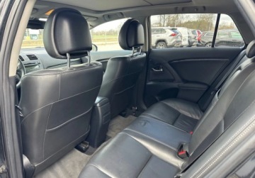 Toyota Avensis II Kombi 2.2 D-4D 150KM 2009 Toyota Avensis 2.2D-4D 150KM 2009r. auto zarejestrowane i ubezpieczone w P, zdjęcie 9