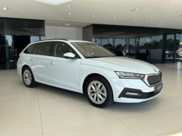 Skoda Octavia IV Kombi 2.0 TDI 115KM 2022 Skoda Octavia Ambition 1 wlasciciel Salon Polska FV 23 gwarancja dost, zdjęcie 4