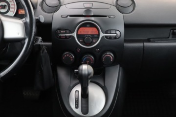 Mazda 2 II Hatchback 5d 1.5 103KM 2009 Mazda 2 1.5 i, Automat, Klima, Klimatronic, zdjęcie 11