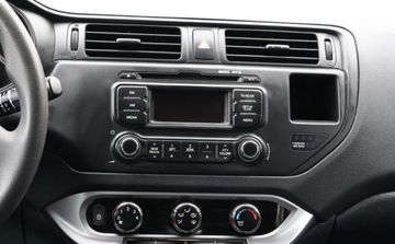 Kia Rio III Sedan 1.2 DOHC CVVT 85KM 2012 Kia Rio KLIMA, Multifunkcja , Komputer, Zadbany 1.2 Benzyna 85KM, zdjęcie 10