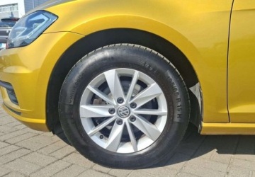Volkswagen Golf VII Hatchback 3d Facelifting 1.0 TSI 110KM 2018 Volkswagen Golf VII 1.0 TSI BMT Trendline Benzyna 110KM, zdjęcie 12