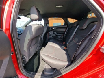 Ford Focus III Hatchback 5d facelifting 1.0 EcoBoost 125KM 2017 Ford Focus 1.0 EcoBoost 125Ps ST-Line Navi Kamera Piekny Gwarancja 125KM, zdjęcie 17