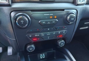 Ford Ranger V Podwójna kabina Facelifting 2019 2.0 EcoBlue 213KM 2019 Ford Ranger Ford Ranger 2.0 EcoBlue 4x4 DC Wildtrak 2.0 Diesel 213KM, zdjęcie 26