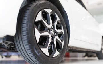 Toyota Aygo II Hatchback 3d Facelifting 1.0 VVT-i 72KM 2019 Toyota Aygo 1.0 VVT-i X-play Benzyna 72KM, zdjęcie 18