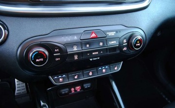 Kia Sorento III SUV 2.2 CRDi 200KM 2016 Kia Sorento 2.2d 200ps Panorama Ledy Bixenon Navi Skora Infinity Kamera 36, zdjęcie 37