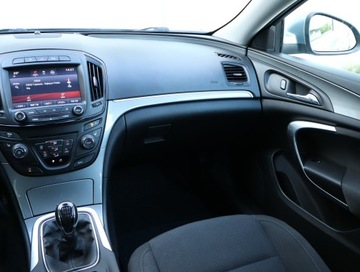 Opel Insignia I Sports Tourer Facelifting 2.0 CDTI ECOFLEX 140KM 2015 Opel Insignia 2.0 CDTI, Navi, Xenon, Bi-Xenon, zdjęcie 7