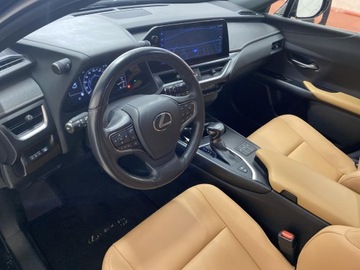 Lexus UX Crossover Facelifting 2.0 250h 184KM 2023 Lexus UX 250h GPF F Sport Design 2WD Lexus UX 250h, zdjęcie 9