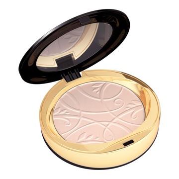 EVELINE PUDER CELEBRITIES BEAUTY 21