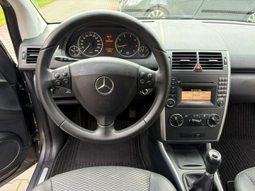 Mercedes Klasa A W169 Coupe 1.7 180 116KM 2010 Mercedes A 180 1.7 benzyna Avantgarde Serwis w ASO, zdjęcie 14