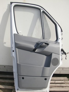 CRAFTER SPRINTER W906 DVEŘE PŘEDNÍ LEVÉ