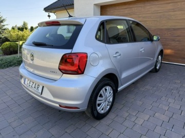 Volkswagen Polo V Hatchback 3d Facelifting 1.0 75KM 2017 Volkswagen Polo 17r. 1.0 MPI benzyna z Niemiec, zdjęcie 3