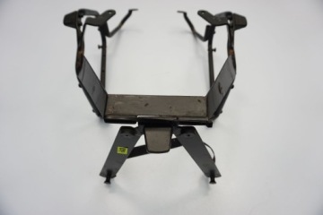 HONDA NC 750 X 21 - КРЕПЛЕНИЕ БОКОВОГО КОРОБКИ