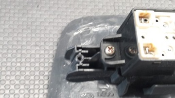 93578-20000 PŘEPÍNAČ SKEL HYUNDAI TERRACAN