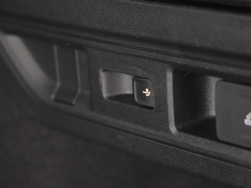 Volkswagen Passat B8 Variant Facelifting 2.0 TDI SCR 150KM 2025 Volkswagen Passat diesel, automatyczna, napęd prze, zdjęcie 22