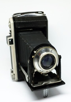 Bardzo rzadki produkowany we Francji aparat mieszkowy Kodak 620 model 31