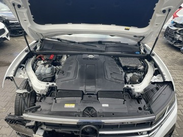 Volkswagen Touareg III SUV 4.0 V8 TDI SCR 422KM 2020 Volkswagen Touareg Automat Skóra Pneumatyka, zdjęcie 14