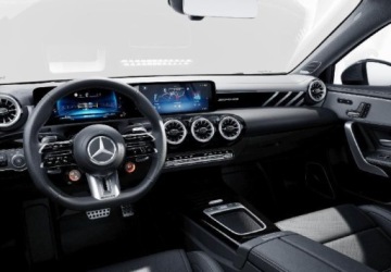 Mercedes Klasa A W177/V177 Hatchback AMG Facelifting 2.0 A45S 421KM 2025 Mercedes-Benz Klasa A A45s 4M Pakiet AMG Premium Plus 2.0 Benzyna 421KM, zdjęcie 3