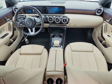Mercedes CLA C118/X118 2021 Mercedes-Benz CLA 2021 MERCEDES-BENZ CLA 250 4MATIC 2.0 Benzyna 255KM, zdjęcie 7
