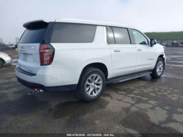 Chevrolet Suburban GMT900 2023 Chevrolet Suburban 2023r., 4x4, 5.3L 5.3 Benzyna 355KM, zdjęcie 2