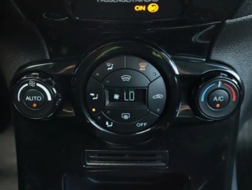 Ford Fiesta VII Hatchback 3d Facelifting 1.0 EcoBoost 100KM 2015 Ford Fiesta 1.0 EcoBoost, Salon Polska, zdjęcie 15