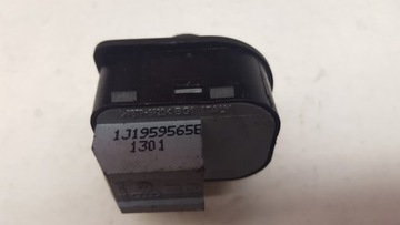 GOLF IV BORA PŘEPÍNAČ ZRCÁTKO 1J1959565E