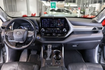 Toyota Highlander III 2.5 248KM 2021 Toyota Highlander Toyota Highlander 2.5 Prestige Tech 7 osobowy 2.5 248KM, zdjęcie 4