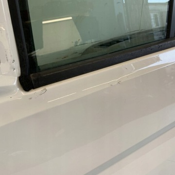 DVEŘE LEVÉ PŘEDNÍ LC9A PALCŮ KOMPLETNÍ VW CRAFTER II 7C MAN TGE 21R