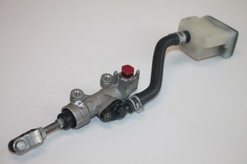 SUZUKI GSXR 600 750 96-00 SRAD POMPA HAMULCOWA TYŁ TYLNA POMPA HAMULCA