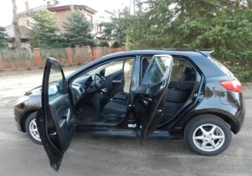 Mazda 2 II Hatchback 5d 1.3 86KM 2010 Mazda 2 ekonomiczna niezawodna 5drzwi Klima 1.3 Benzyna 86KM, zdjęcie 5