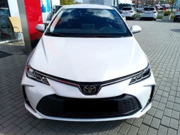 Toyota Corolla XII Sedan Facelifting 1.8 Hybrid 140KM 2025 Od ręki - Comfort 1.8 Hybrid 140KM | Tempomat adaptacyjny!, zdjęcie 1