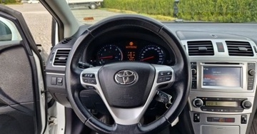 Toyota Avensis III Wagon Facelifting 2.0 D-4D 124KM 2015 Toyota Avensis SALON Navi, KAMERA przebieg wpisuje na fakturzeOrg.lakier1w, zdjęcie 16