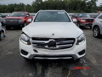 Mercedes GLC C253 2018 Mercedes-Benz GLC 2018r., 2,0L 300 4MATIC 2.0 Benzyna 241KM, zdjęcie 1