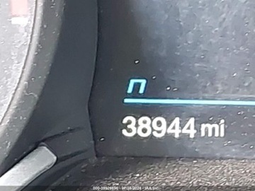 Alfa Romeo Stelvio 2021 Alfa Romeo Stelvio 2021 Alfa Romeo Stelvio RWD 2.0 Benzyna 280KM, zdjęcie 13