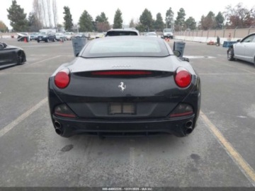 Ferrari California 2011 Ferrari California 2011 4.3 Benzyna 453KM, zdjęcie 4