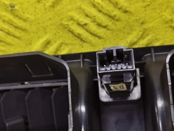 ВЕНТИЛЯЦИОННЫЕ ОТВЕРСТИЯ VOLVO V50