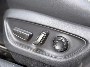 Lexus LBX 1.5 Hybrid 136KM 2024 Lexus LBX LBX 1.5 HSD Original Edition salon PLCESJAFV 23 1.5 Hybryda, zdjęcie 13