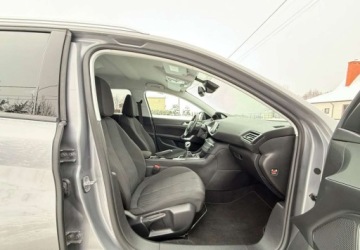 Peugeot 2016 Peugeot 308 Peugeot 308 PureTech 130 Stop amp Start Allure 1.2 Benzyna, zdjęcie 19