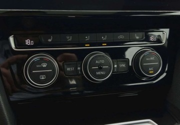 Volkswagen Arteon Fastback 2.0 TDI 190KM 2019 Volkswagen Arteon 2.0 TDI DSG bezwypadkowy GWARANCJA navi vitrtual, zdjęcie 31