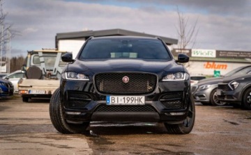 Jaguar F-Pace SUV 2.0 i4 250KM 2018 Jaguar F-Pace Jaguar F-Pace 25t AWD Premium 250KM 2.0 Benzyna 250KM, zdjęcie 2