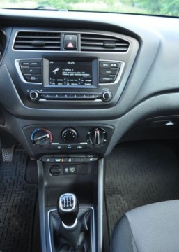 Hyundai i20 II Hatchback 5d Facelifting KAPPA 1.2 MPI 84KM 2019 Hyundai i20 LIFT Benzyna 1.2 Klimatyzacja 1.2 Benzyna 85KM, zdjęcie 20