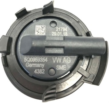 VOLKSWAGEN CZUJNIK UDERZENIOWY PRZÓD 5Q0959354