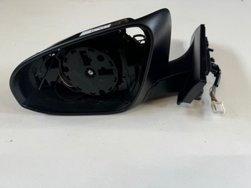 LEWE LUSTERKO STELAŻ TOYOTA C-HR 11PIN EU KAMERA 87940F4032