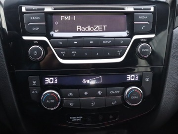 Nissan Qashqai II Crossover 1.2 DIG-T 115KM 2016 Nissan Qashqai 1.2 DIG-T, Salon Polska, zdjęcie 11